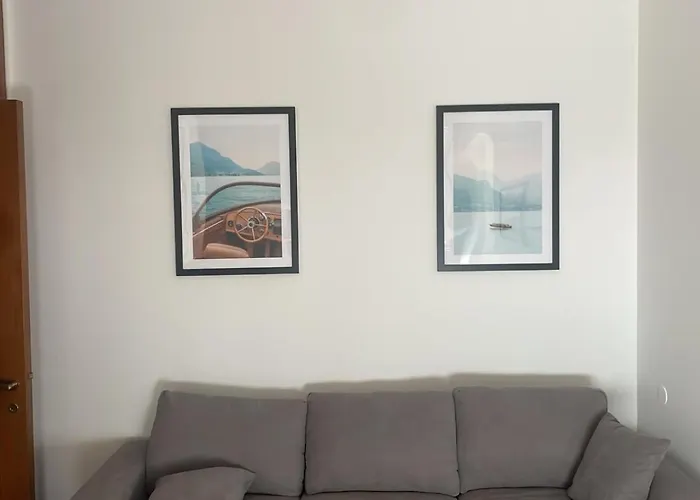 Apartman Duomo Square 3br Como