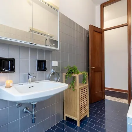 Διαμέρισμα Duomo Square 3br Όπως