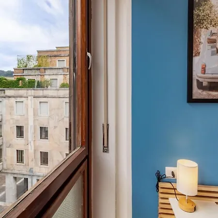 Duomo Square 3br דירה